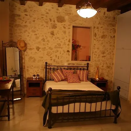 Nakli Hotel 4*